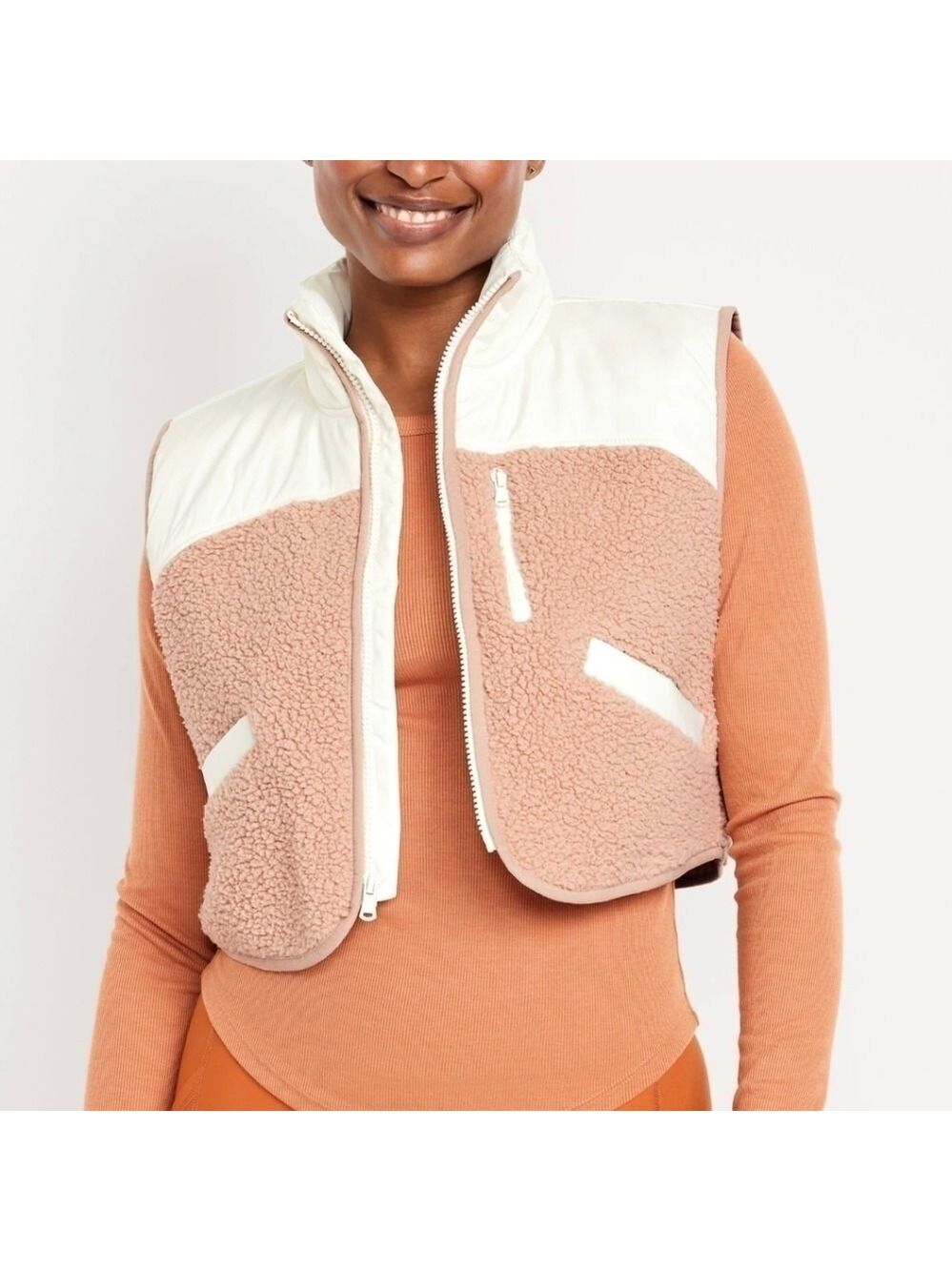 XXL • Old Navy • Crop Hybrid Zip Vest